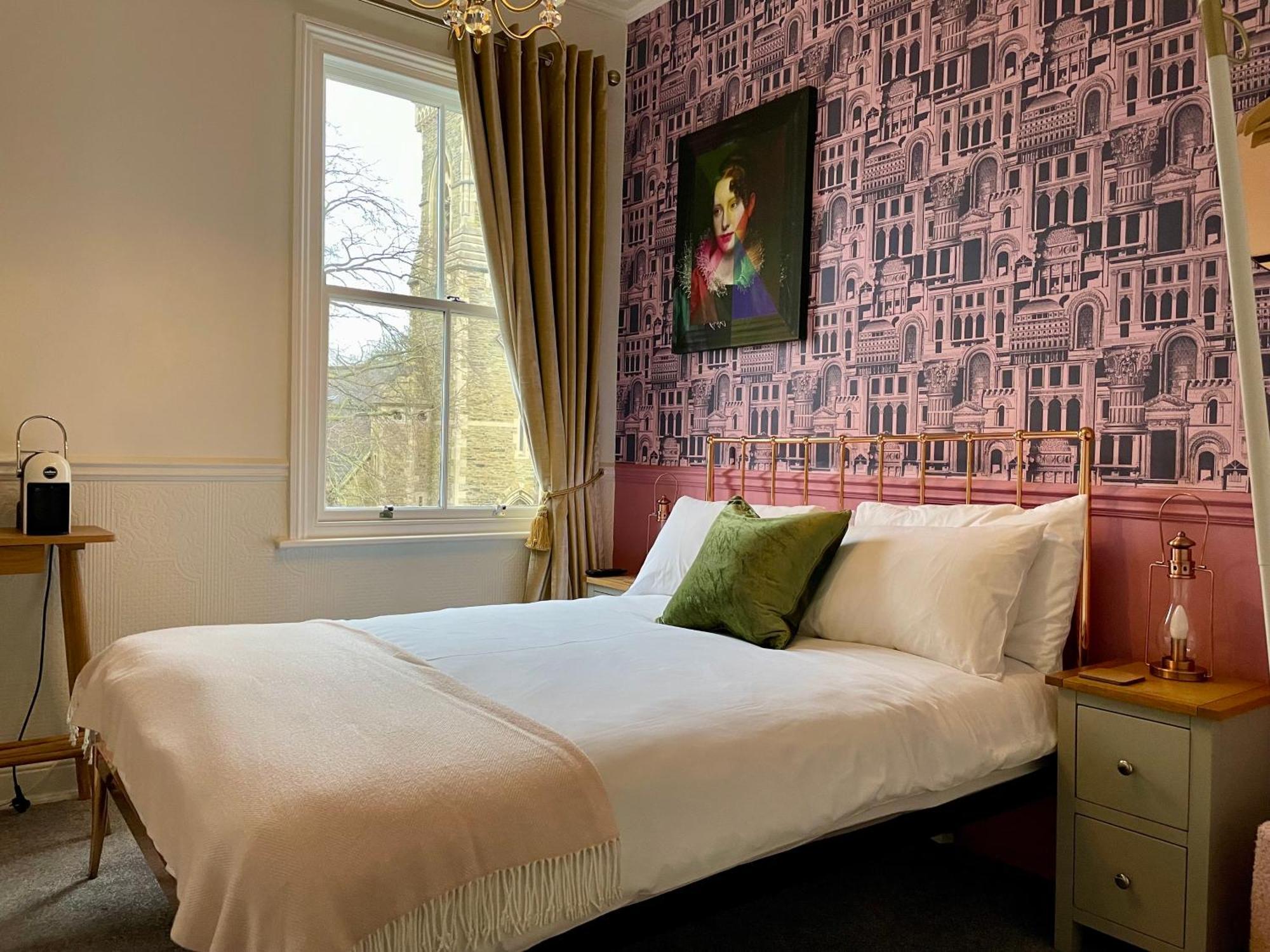 The Bishop And The Bison Bed & Breakfast - York, York